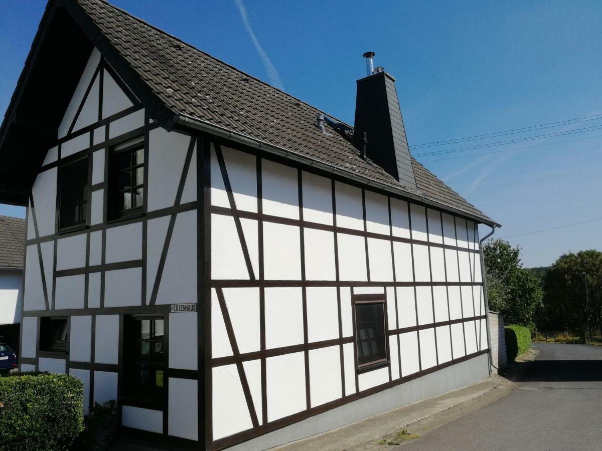 Eifel Ferienhaus Luna Ohlenhard Exterior foto